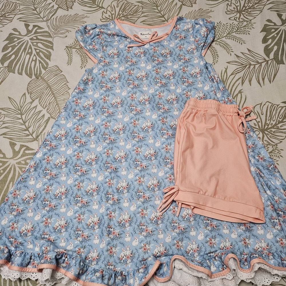 Makena Lane Floral Blue and Pink Nightgown Set
